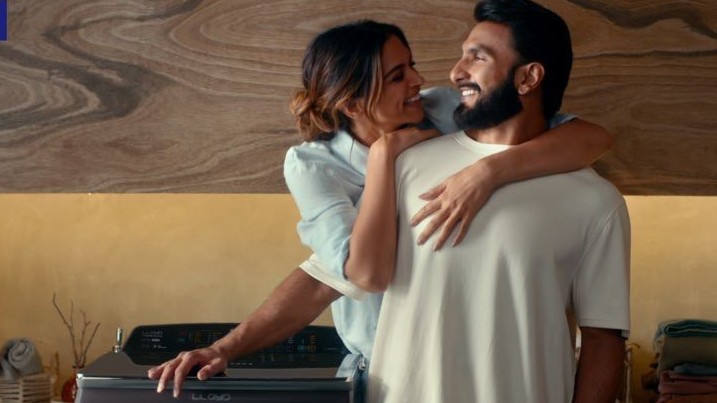 Deepika Padukone, Ranveer Singh rent out flat in Mumbai for Rs 7 lakh/month: Report 