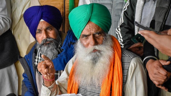 Punjab's protesting farmers to march towards Delhi on December 6