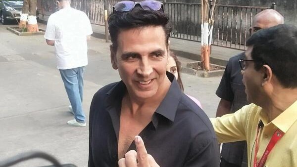 Maharashtra Assembly Elections 2024: Actors Akshay Kumar, Rajkummar Rao, Shubha Khote cast vote