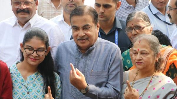 Maharashtra Assembly Elections 2024 | EC should check irregularities in inclusion of names in voters' list, says Nitin Gadkari