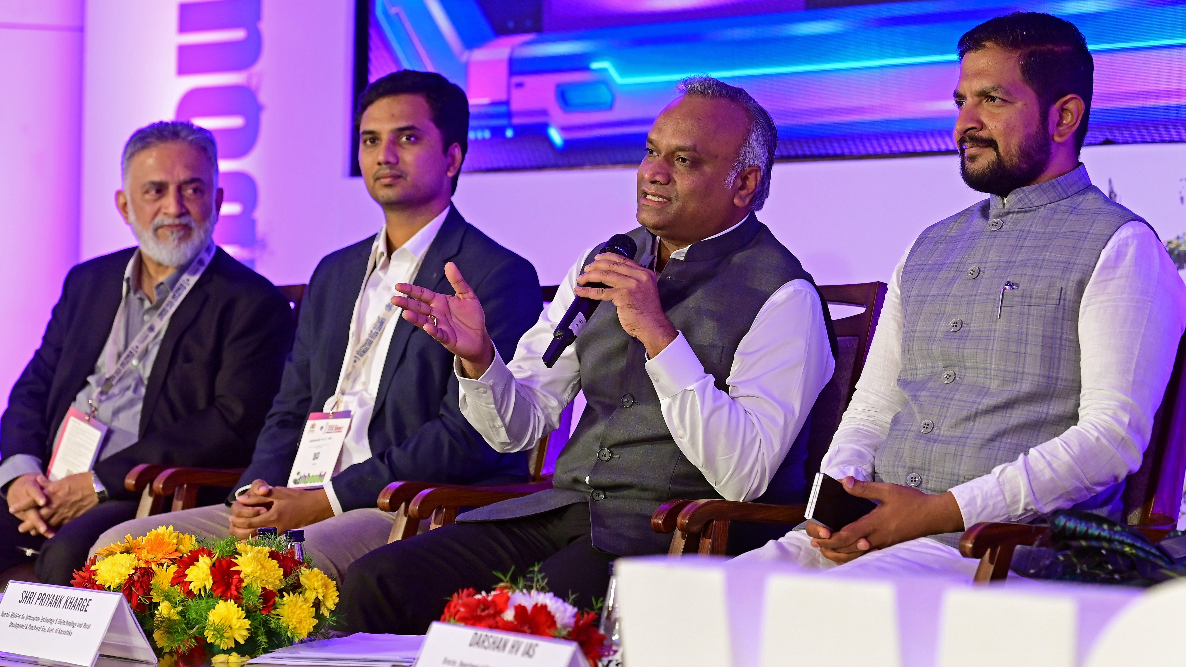 Karnataka government, corporates to develop a joint syllabus for skilling students
