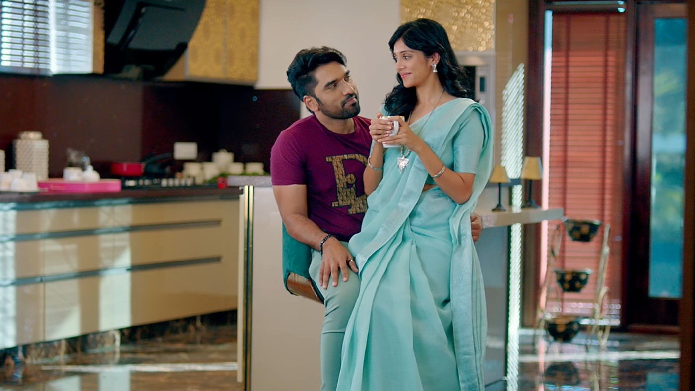 'Aaram Arvindswamy' movie review: Finding a beginning at the end of a relationship