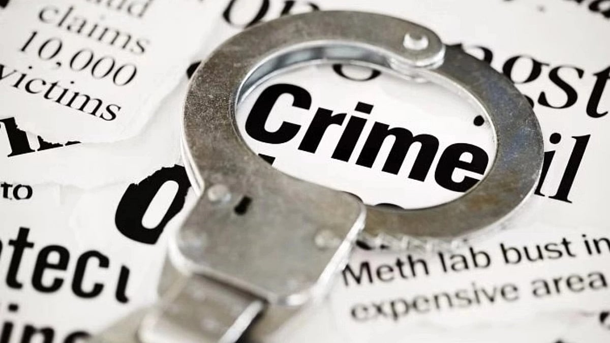Masked men loot ice cream parlour in Delhi's Keshavpuram