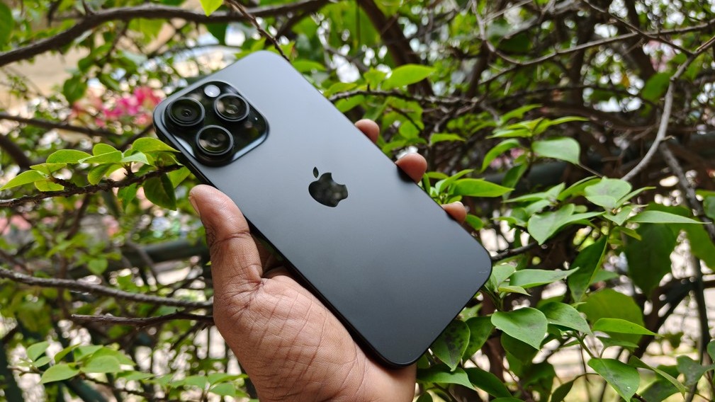 Apple iPhone 16 Pro Max.
