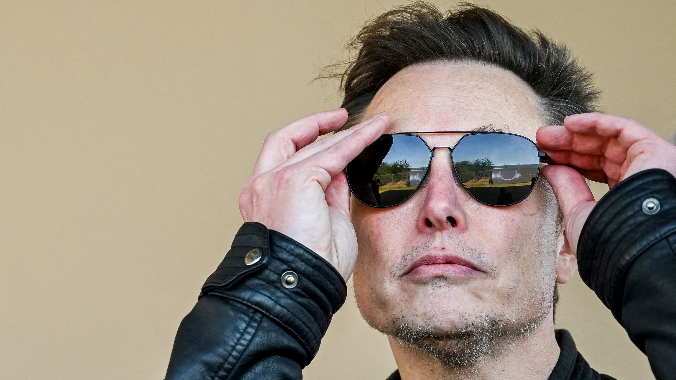 Musk's new political power Is making Starlink rivals nervous