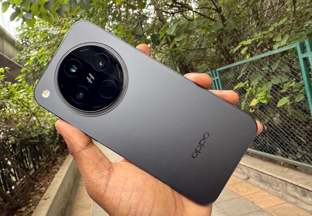 Oppo Find X8 series.