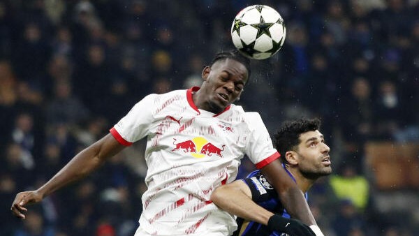Leipzig own goal sends Inter top of Champions League