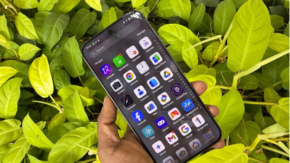Oppo Find X8 series.