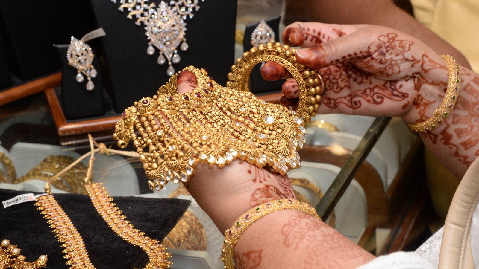 For Indians, gold’s still the standard investment choice