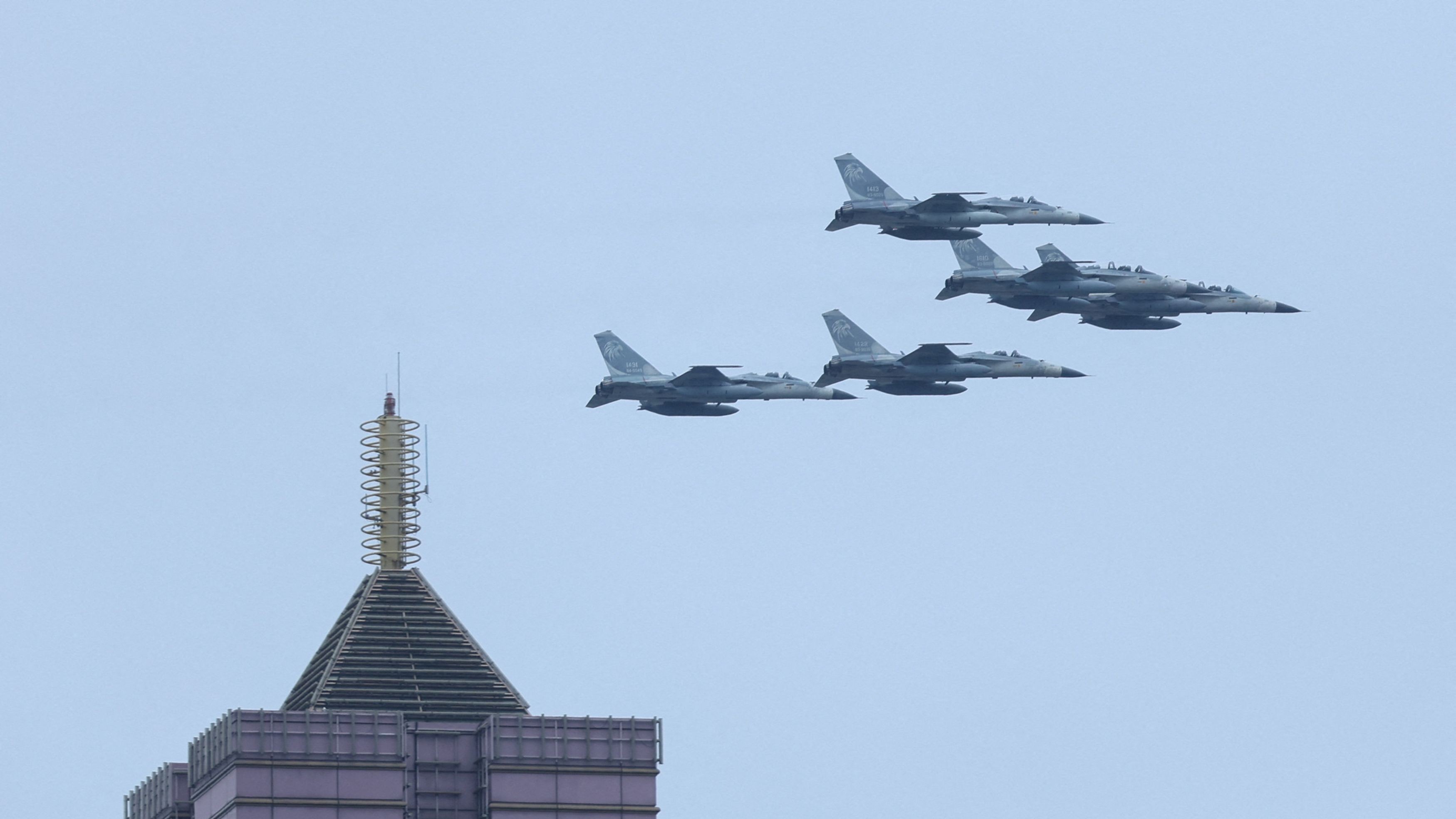 Taiwan holds air defence drill ahead of President's Pacific trip