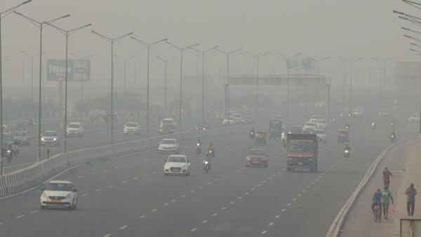 Winters of despair: How Delhi's annual pollution curbs affect construction workers