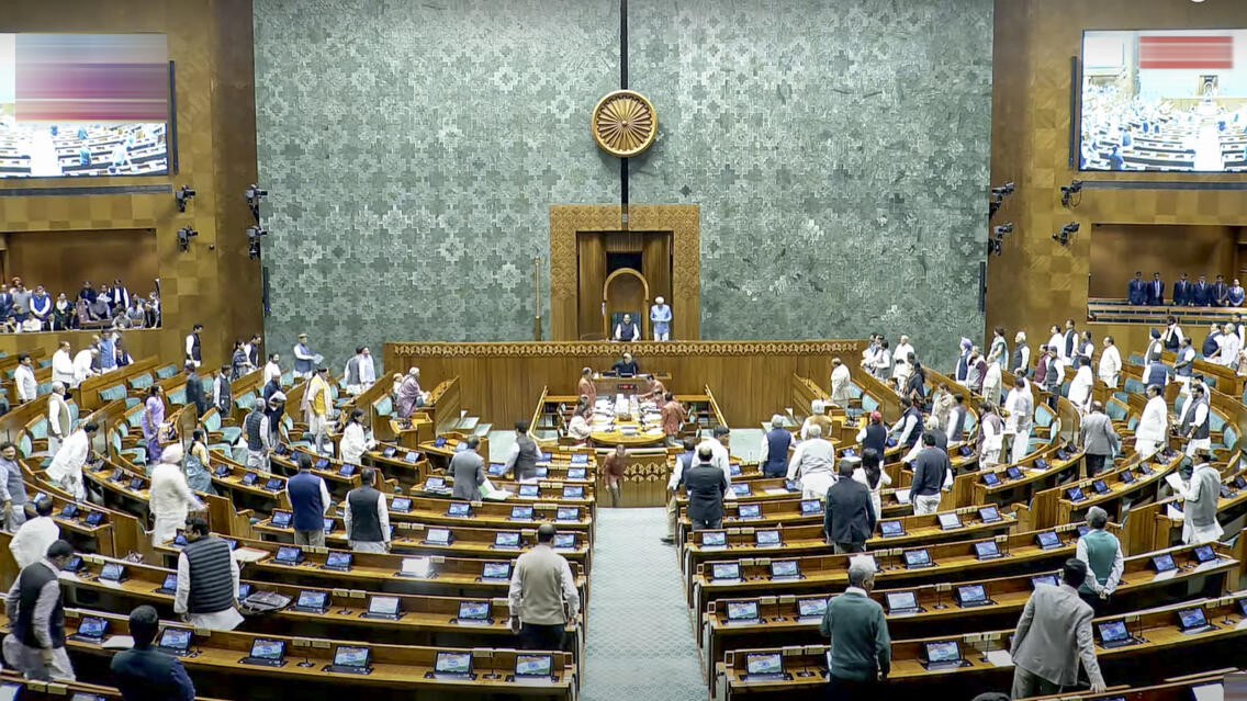 Govt and Opposition work to break impasse in Parliament, Constitution debate likely