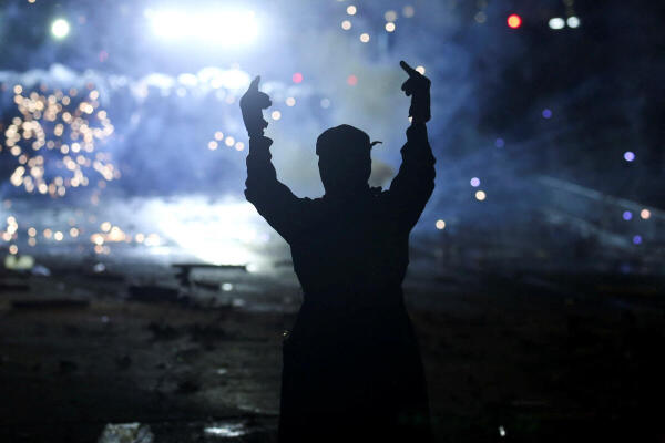 Protest against Georgian government's decision to suspend talks on joining EU, in Tbilisi.