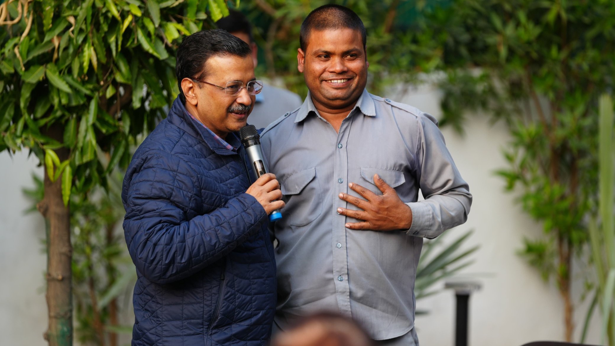 Kejriwal invites auto drivers for tea ahead of Delhi Assembly polls