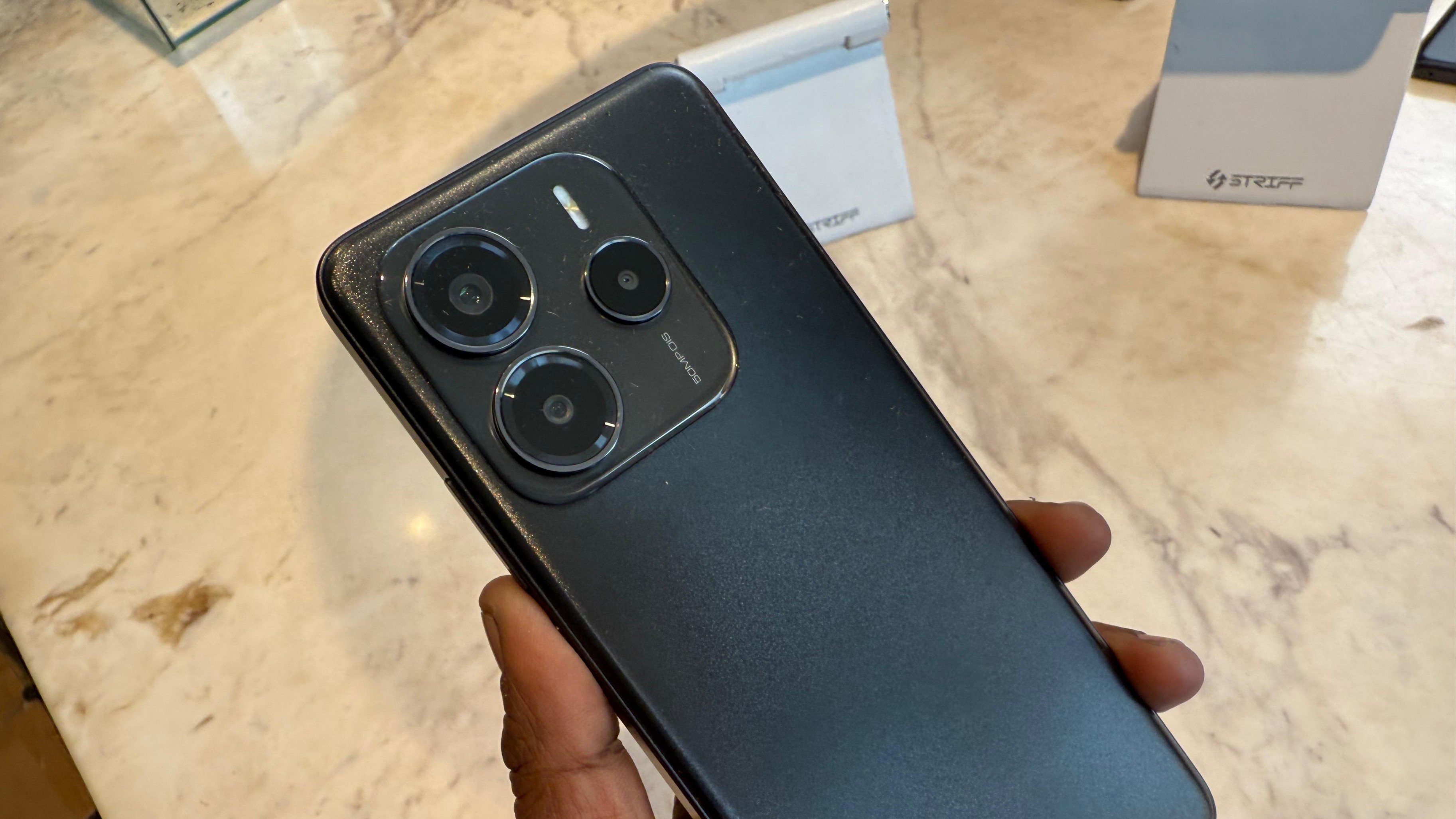 Xiaomi Redmi Note 14.