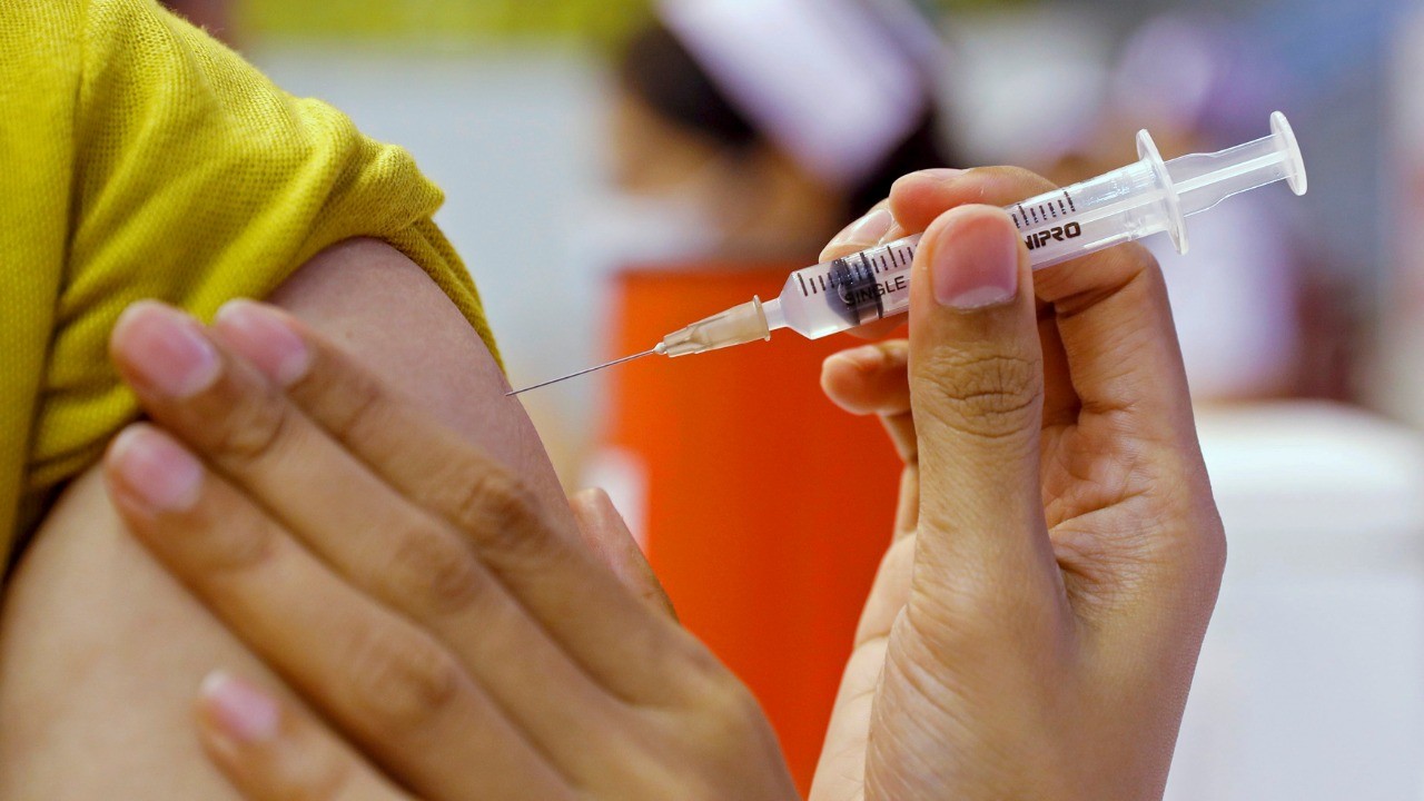COVID mRNA vaccines causing excess deaths? Leading doctors call for suspension of all jabs 