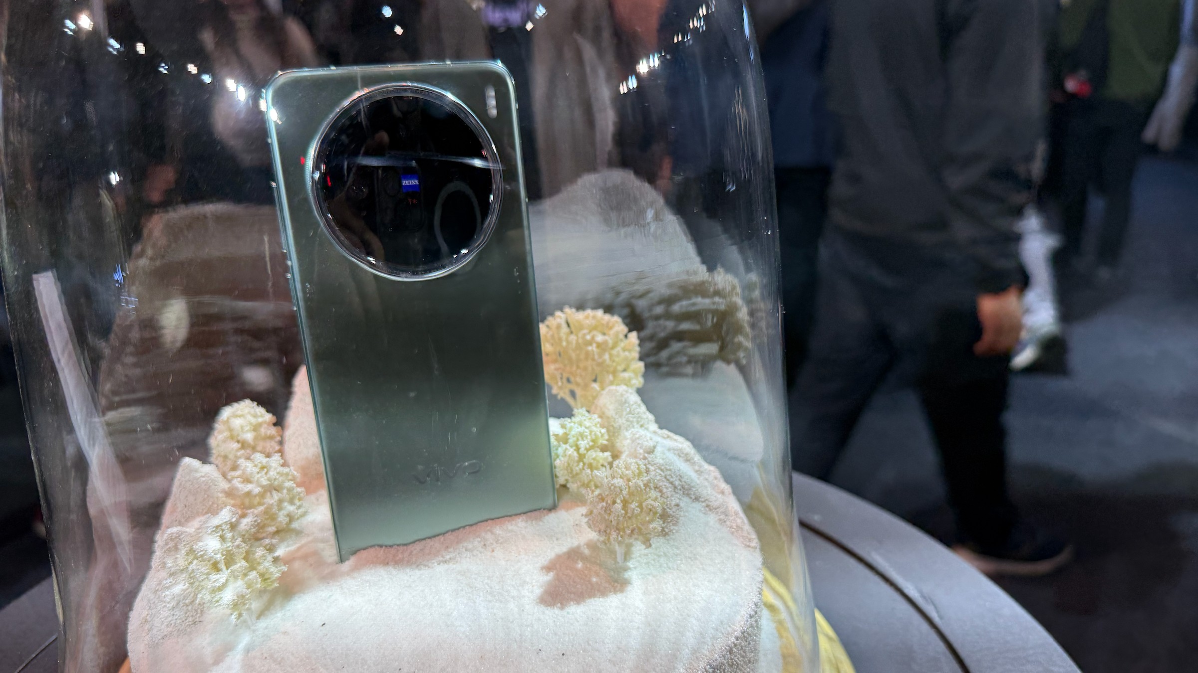 Vivo X200 series.
