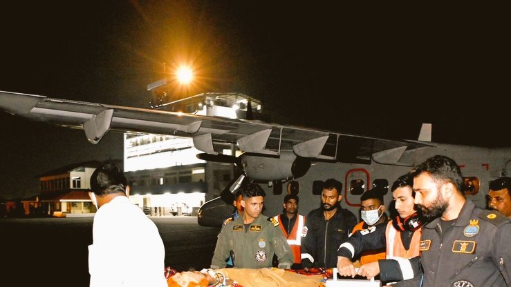Indian Navy conducts urgent medical evacuation from Lakshadweep