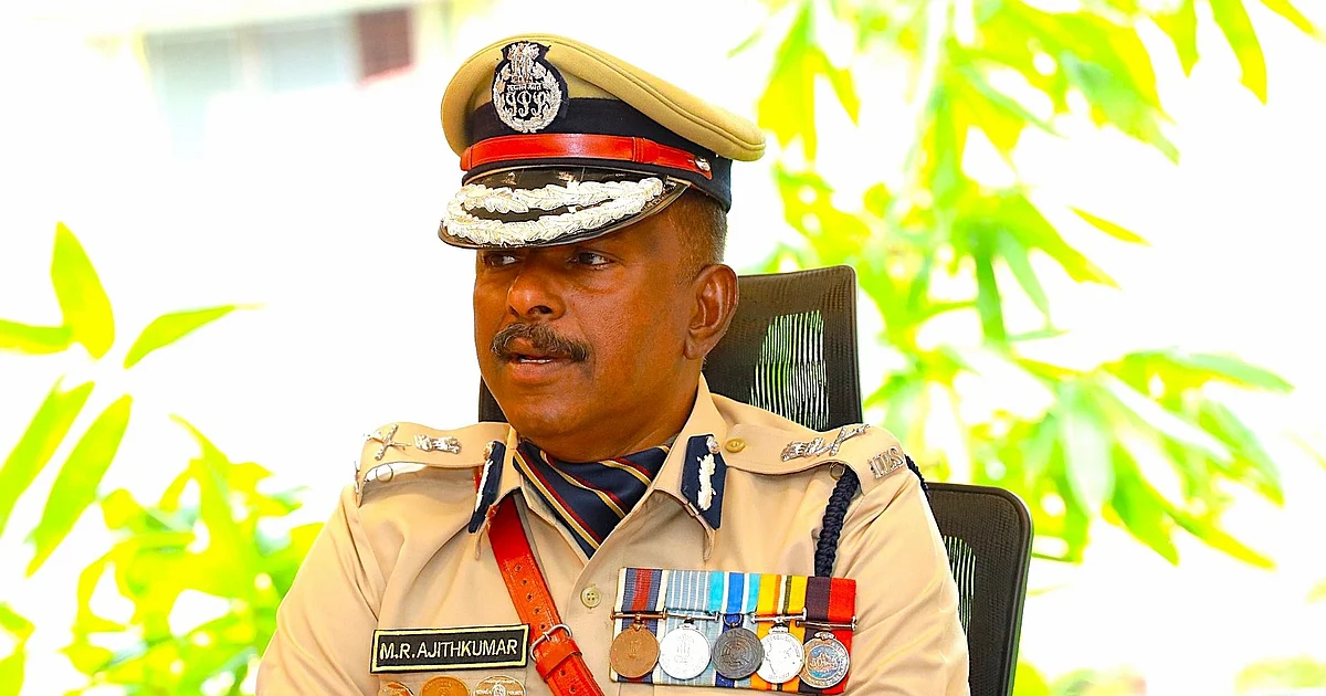Sabarimala IPS Row: Kerala ADGP Slammed for Flouting HC Tractor Ban