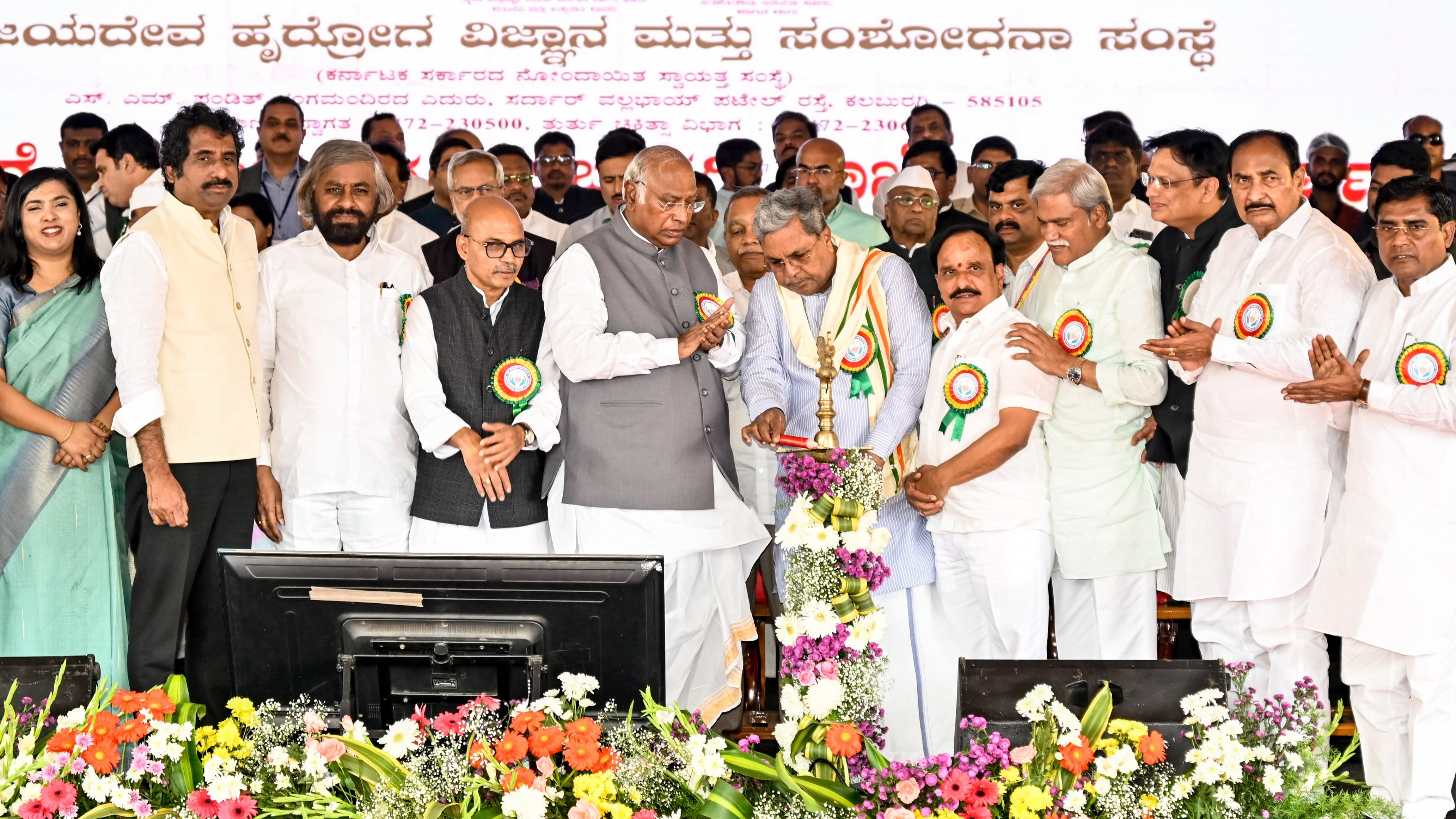 CM Siddaramaiah assures separate secretariat for Kalyana Karnataka