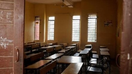 <div class="paragraphs"><p></p></div>