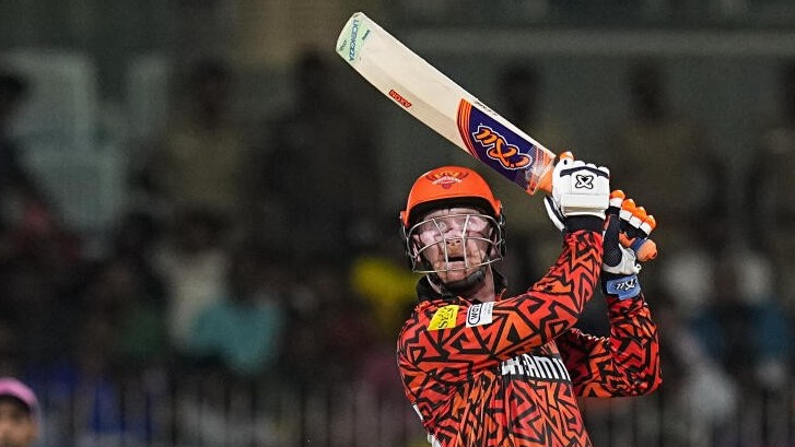 Sunrisers Hyderabad batter Heinrich Klaasen plays a shot.