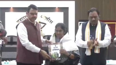 Tarakka's surrender before CM Fadnavis big blow to Naxal movement 