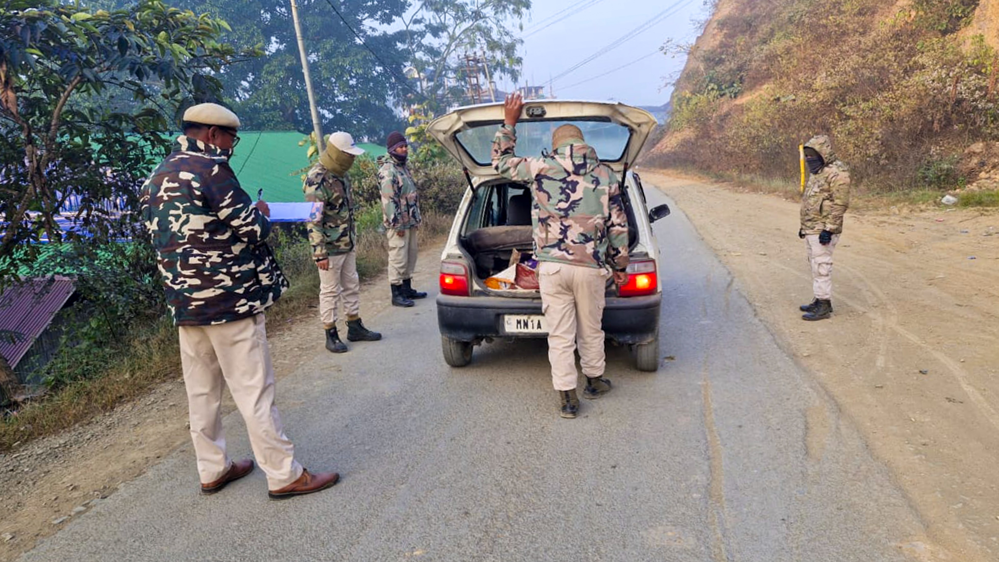 Kuki group serves 48-hour 'deadline' for withdrawal of paramilitary forces rushed from Imphal to Kangpokpi  