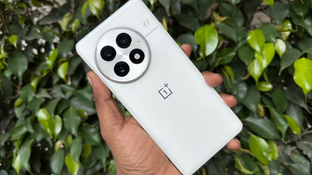 OnePlus 13 series.