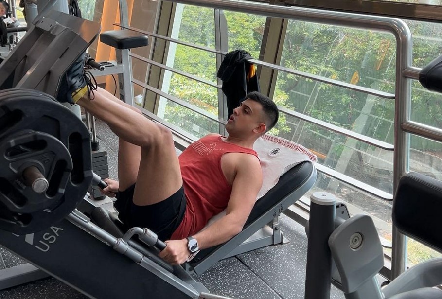 Dr. Manan Vora, Orthopaedic Doctor and Sports Doctor