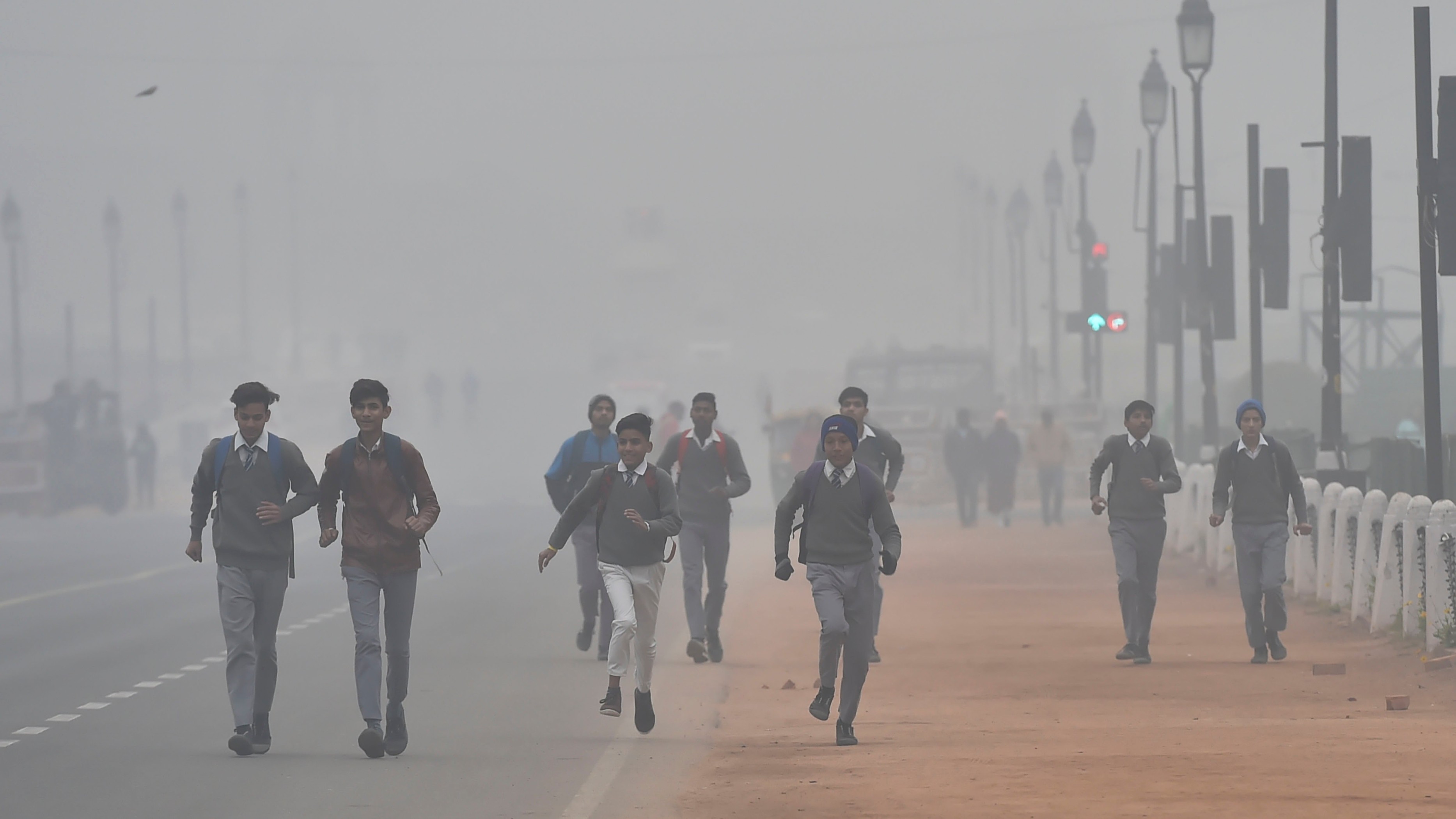 The science behind cold waves and pollution