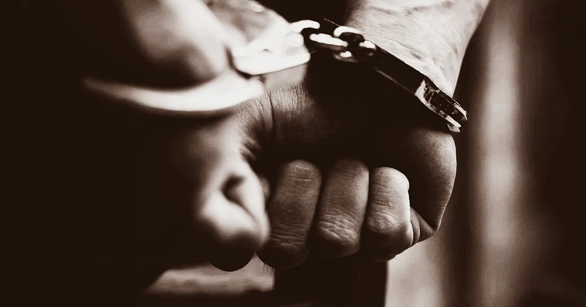Illegal Entry Crackdown: Bangladeshi Criminal Posing as Sadhu Held in Bengal