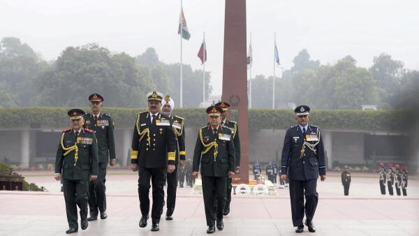 Never ever give up: Chief of Defence Staff tells youth of India