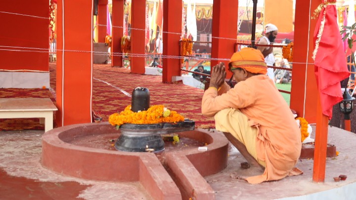 A devotee praying at the MahaKumbh 2025 at Prayagraj, Uttar Pradesh.