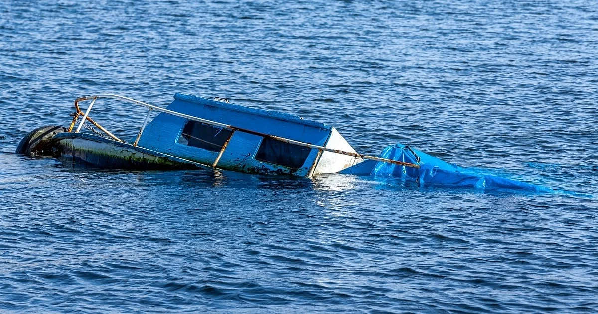 Kerala Boat Accident: 1 Missing After Country Boat Capsizes in Vaikom