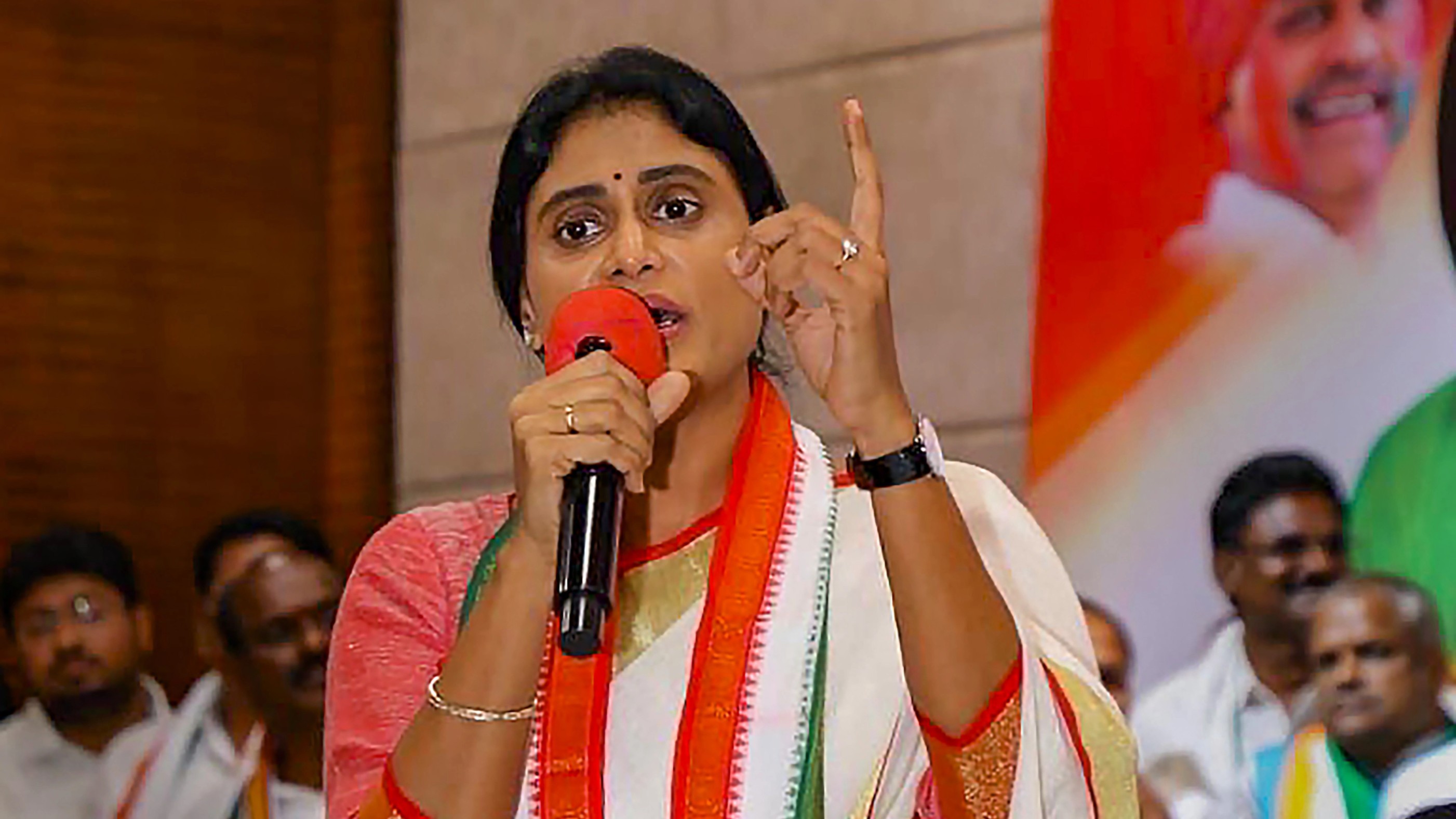 Andhra Congress chief Y S Sharmila released from house arrest; says cops accosted her