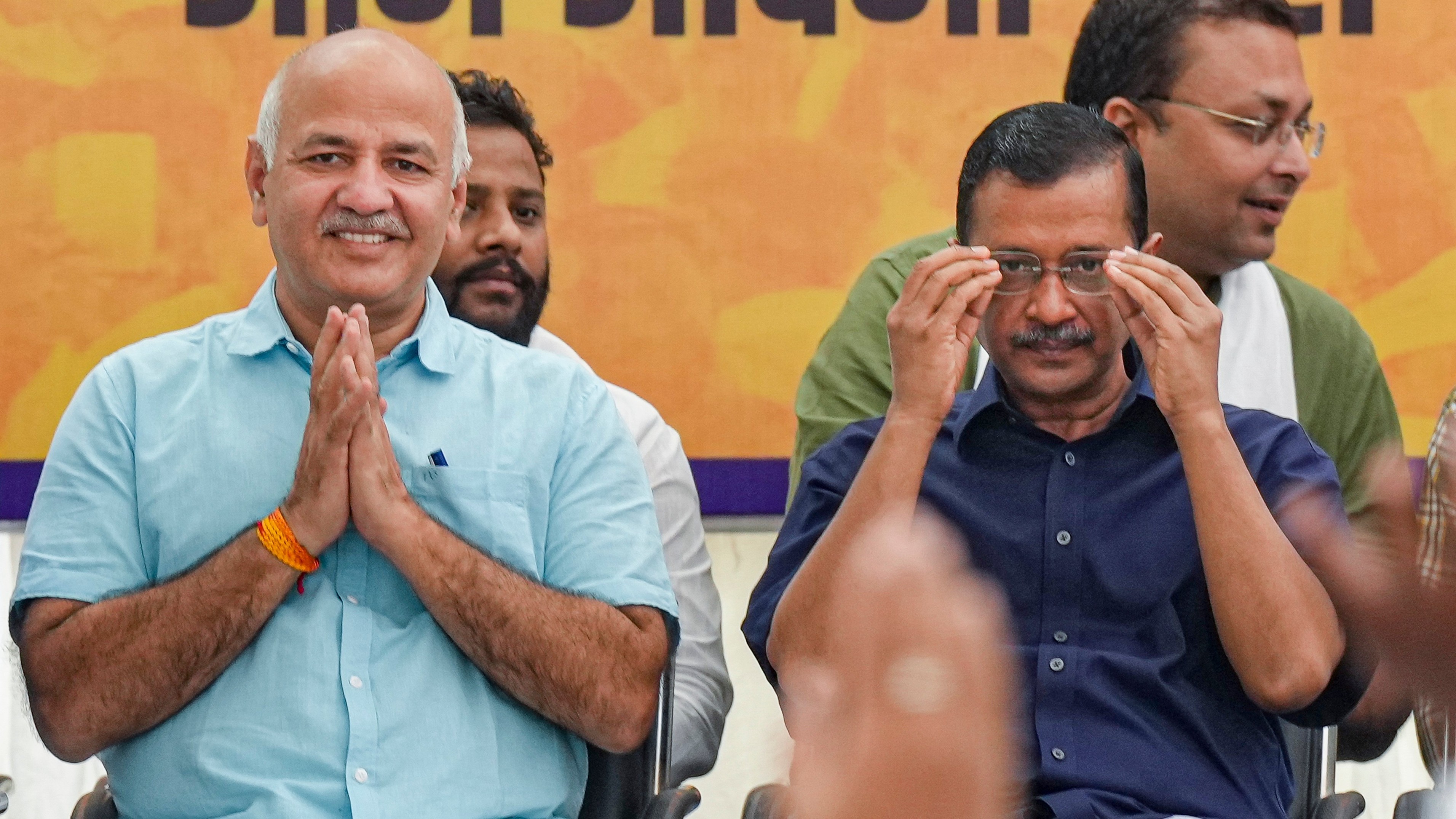 Delhi HC directs ED to bring copies of sanction to prosecute Kejriwal, Sisodia in excise policy case