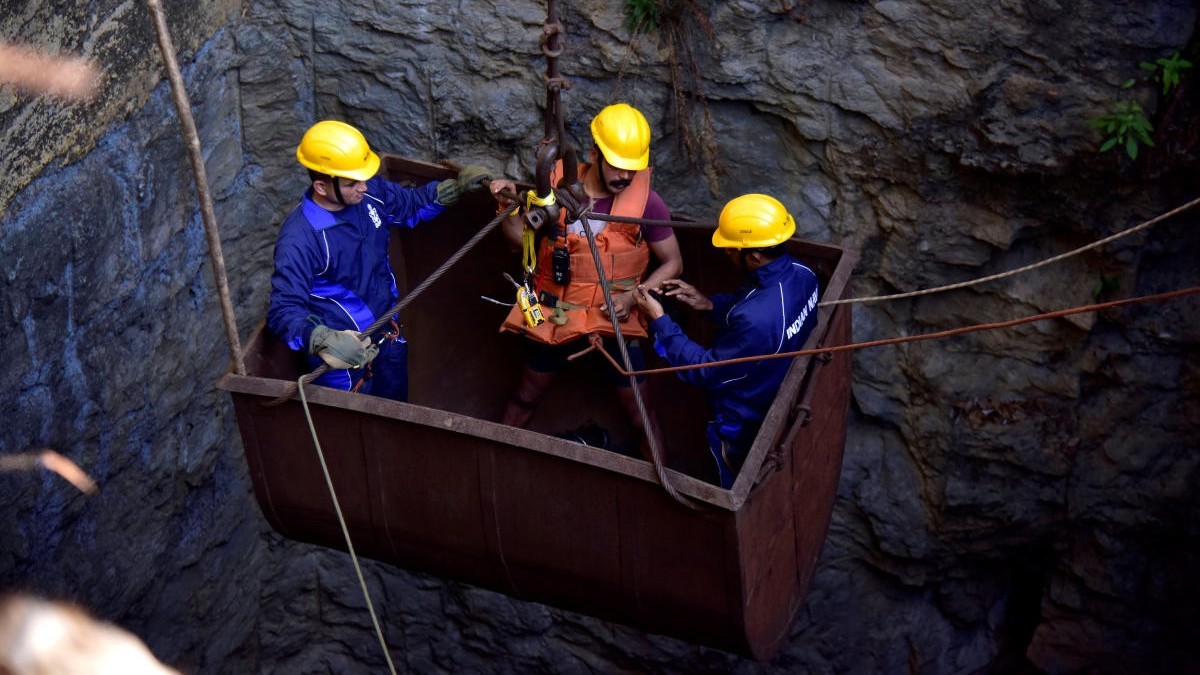 Northeast's 'rat hole' mines: A peril that persists