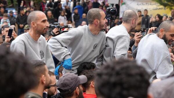 Israel-Hamas row over hostage return puts truce through new test