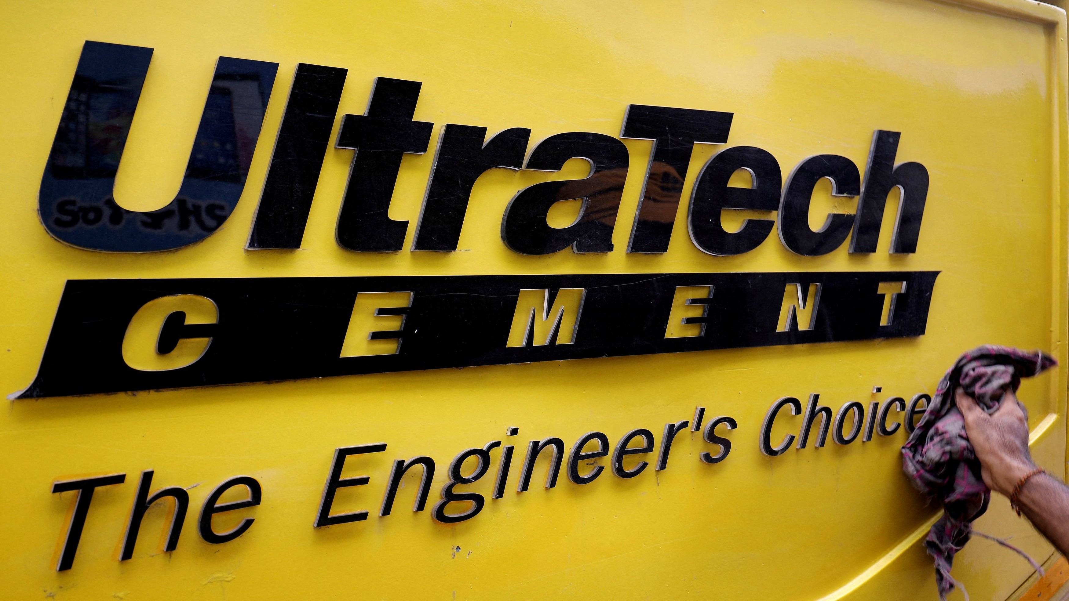 UltraTech Cement in talks to buy HeidelbergCement India: Reports