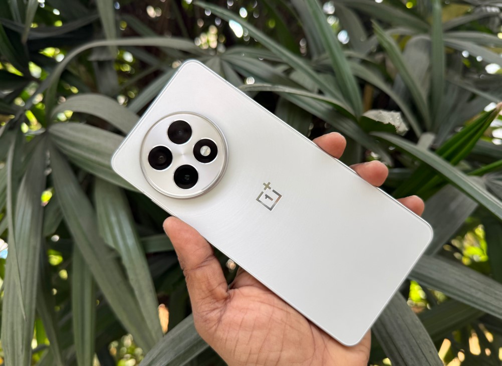 OnePlus 13R series.
