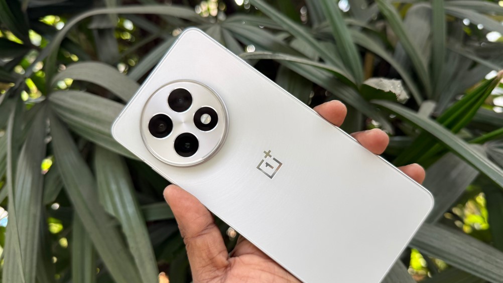 OnePlus 13R series.