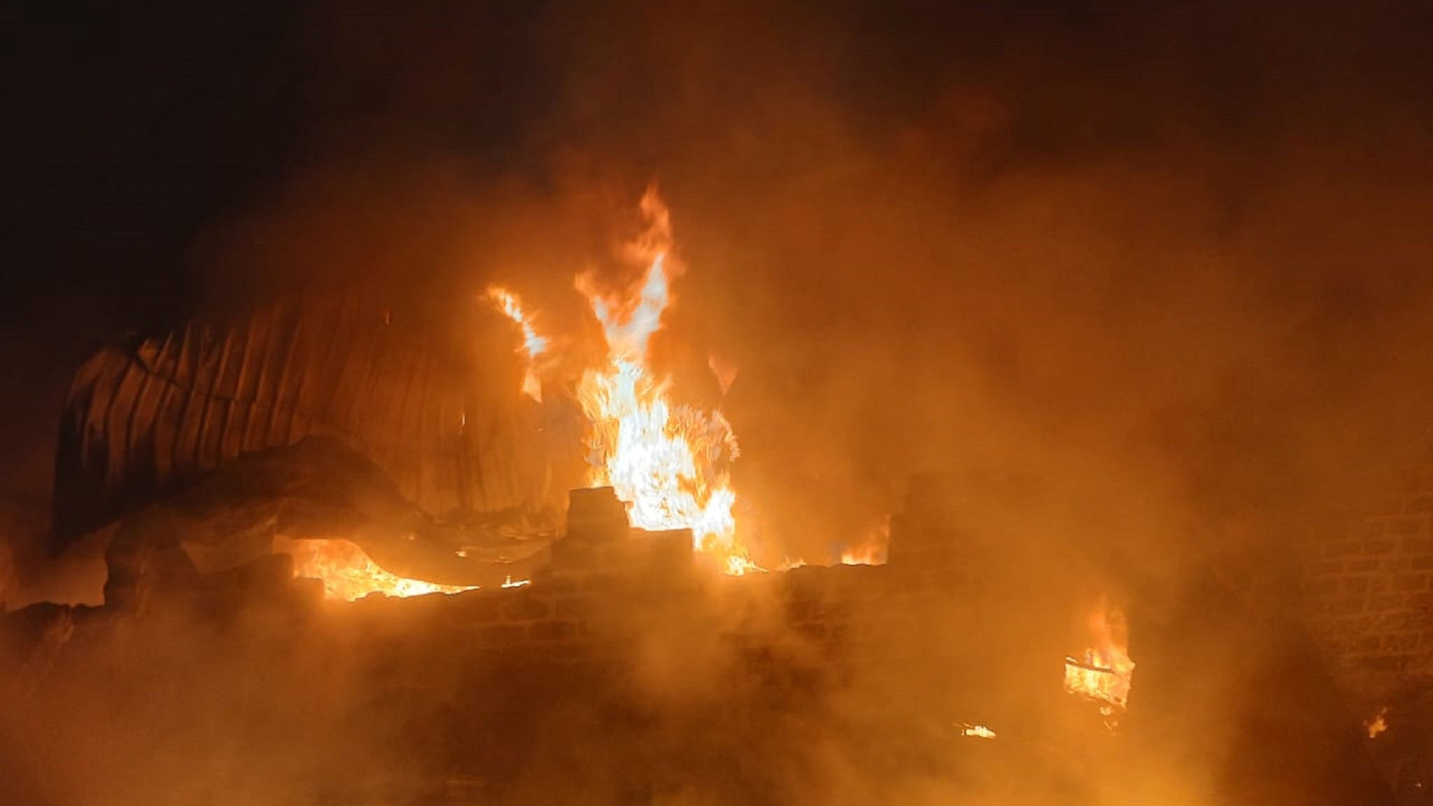 Woman techie suffocates to death in sleep as fire breaks out in Bengaluru flat