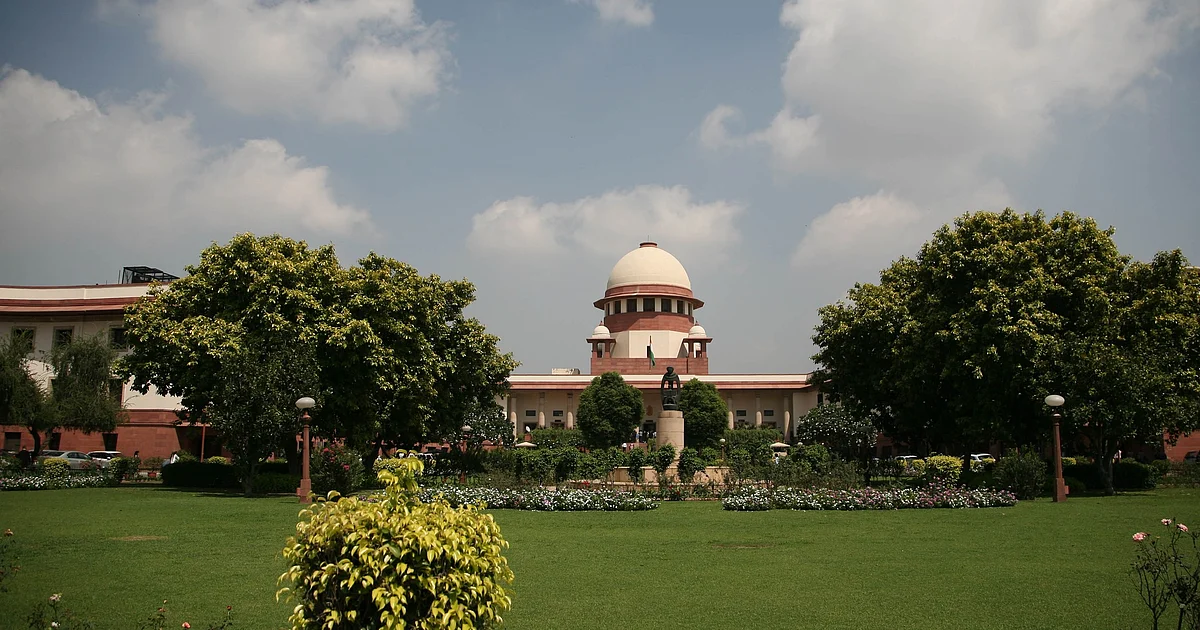SC Ruling Land Dispute: Supreme Court Quashes FIR Against Ex-Maj Gen’s Family, Fines Builder's Agent Rs 10 Lakh