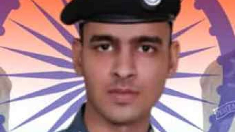 Navy jawan from Belagavi dies after gun misfires