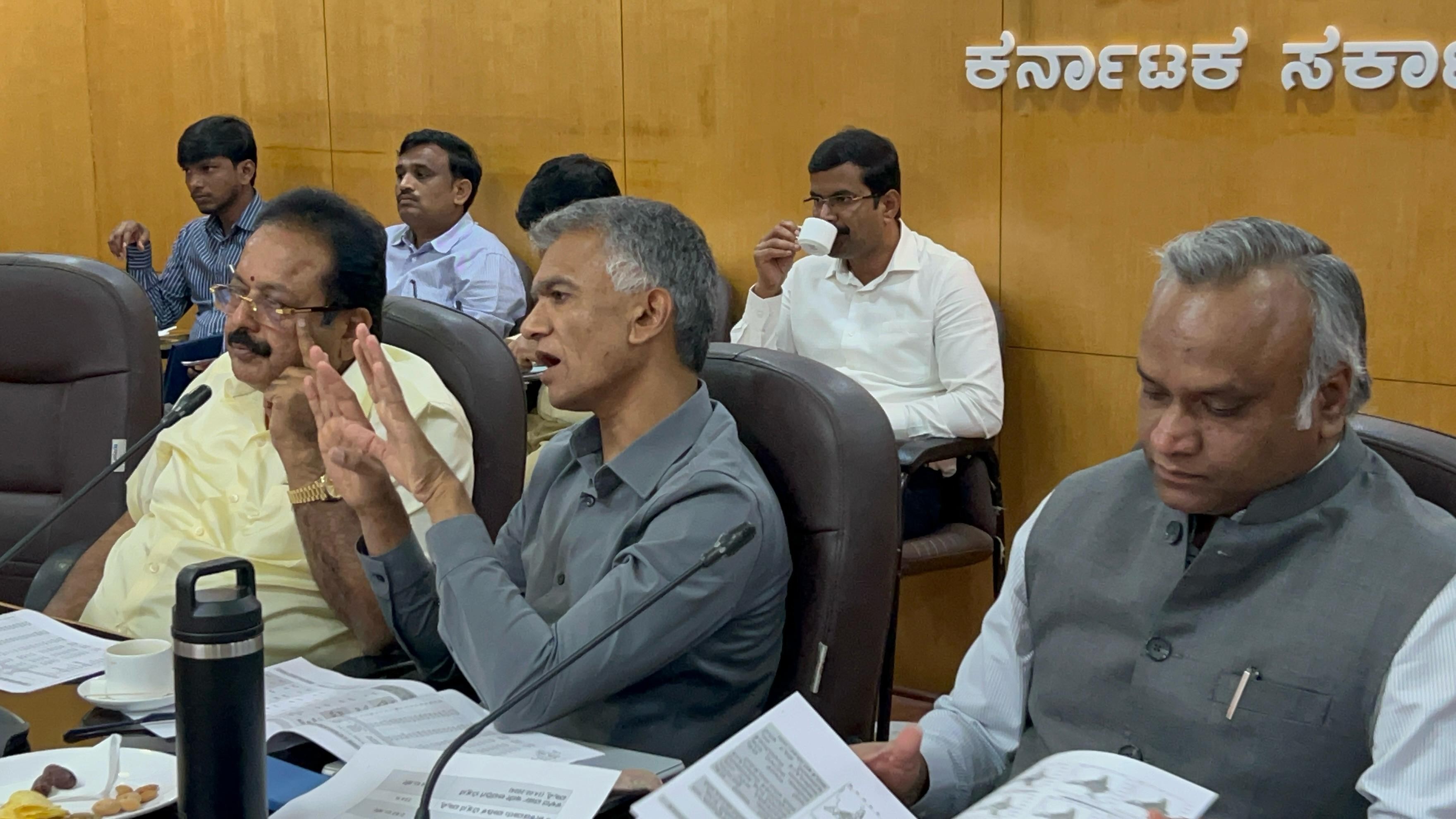 BJP decides to 'target' Priyank Kharge and Krishna Byre Gowda in winter session