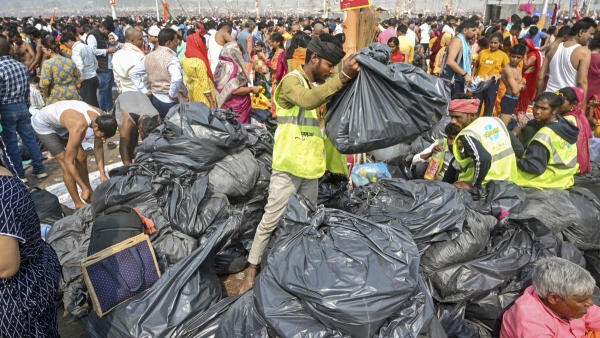 Maha Kumbh: NGT seeks response from UP govt over open defecation along banks of Ganga