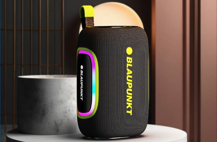 Blaupunkt Boombox Atomik OMG speaker.