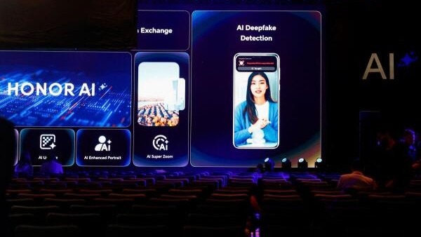 China's Honor announces $10 billion investment in AI devices