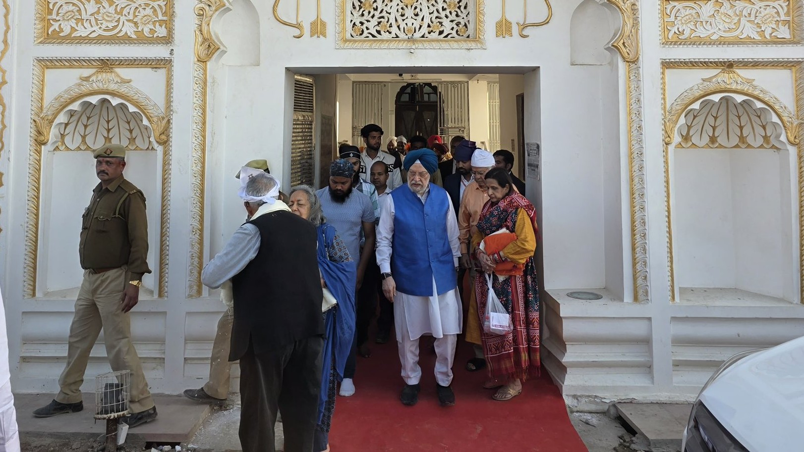 Ayodhya 'meeting ground' of Sanatan Dharma, Sikhism: Union Minister Puri